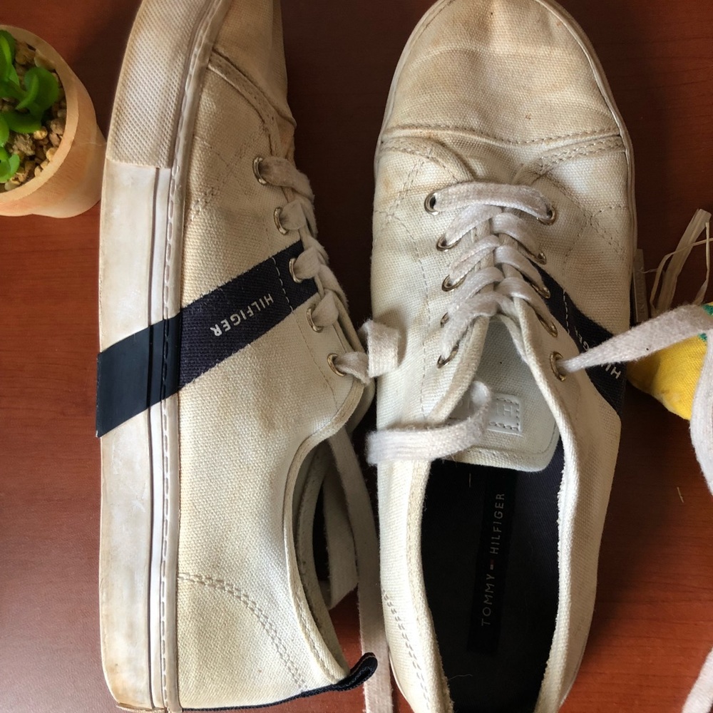 Tommy Hilfiger Canvas Sneakers